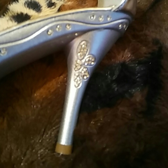 Silver Rhinestone Shoes- Get Ready 4 Prom - Picture 3 of 3